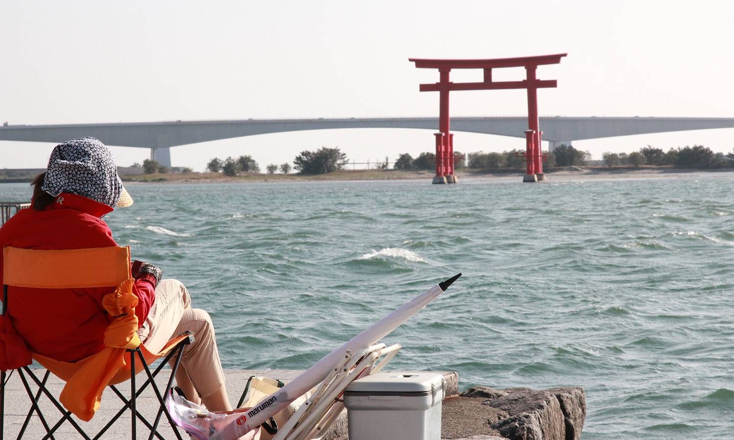 横浜港 出発 /世界へ